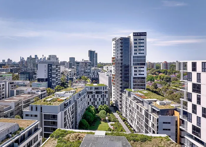 Meriton Suites ZetlandAirport Hotel